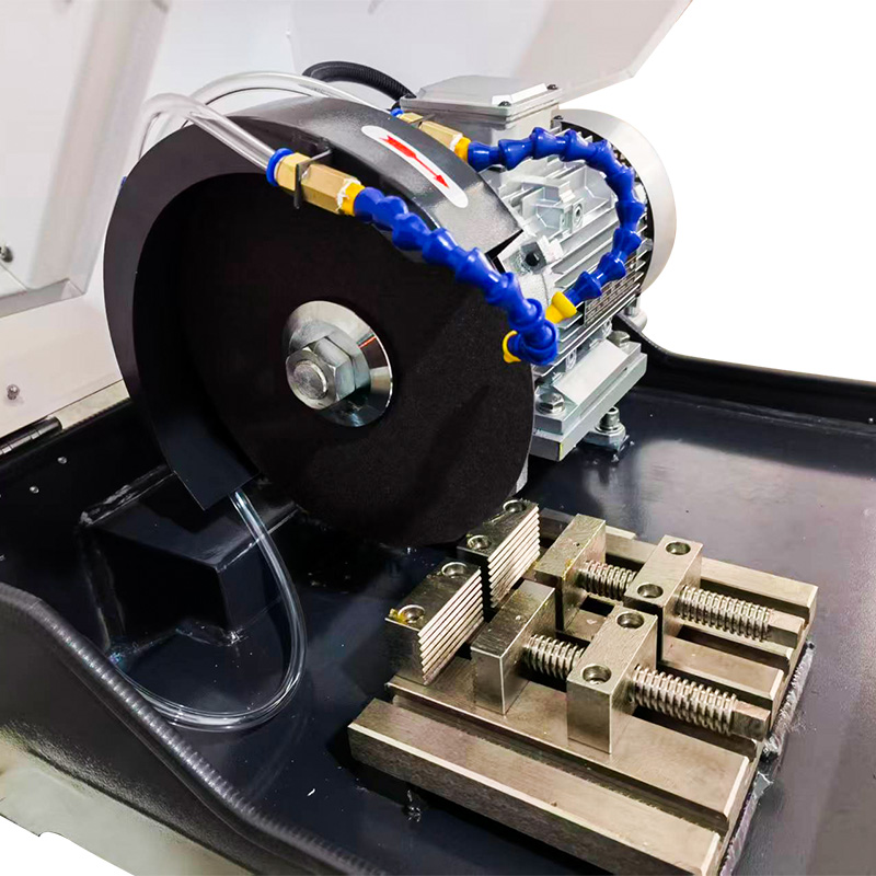 เครื่องตัดตัวอย่างด้วยความแม่นยำ Metallographic แบบแมนนวล Q Series/SQ Series